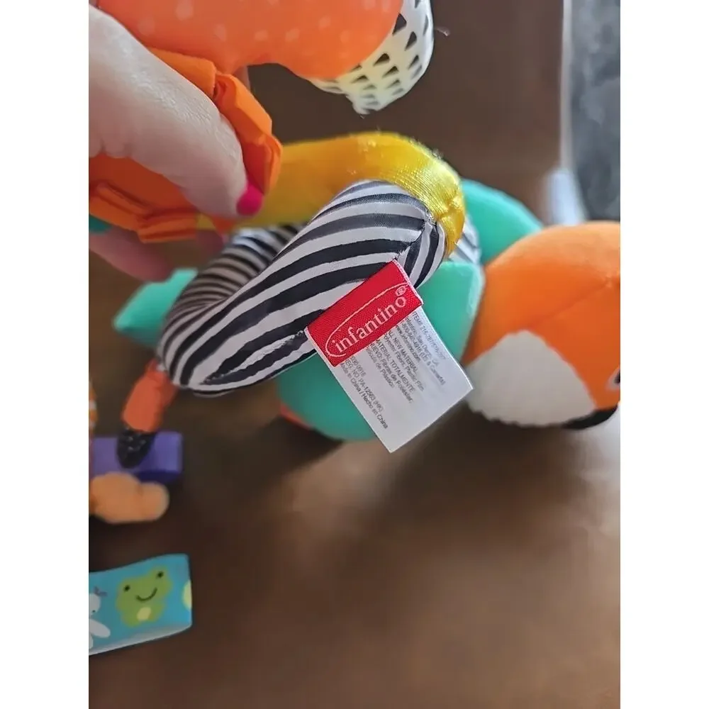 Taggies Crinkle Me Toy Elephant &‎ Infantino Spiral Fox Activity Baby Kids Toys
